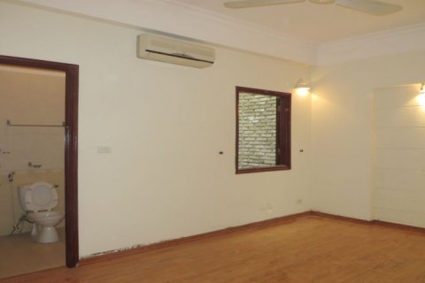 3 bedrooms Villa in Tay Ho, Ha Noi,  No. 20342 17