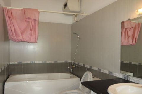 4 bedrooms Villa in Tay Ho, Ha Noi, No. 20339 19