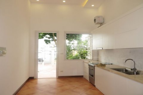 4 bedrooms Villa in Tay Ho, Ha Noi, No. 20339 2