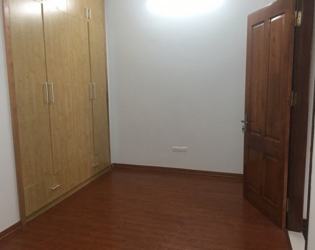 Дом с 4 спальнями в Тэйхо, Ханой, Вьетнам № 3374