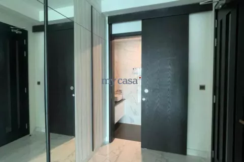 Квартира с 4 спальнями в Тхудык, Хошимин ,  № 11630 9