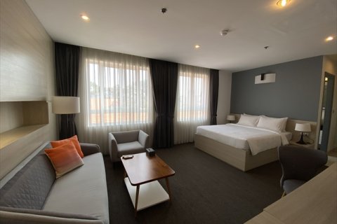 Studio Apartment in District 3, Ho Chi Minh,  No. 18494 2
