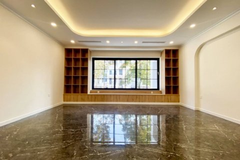 6 bedrooms Villa in Tay Ho, Ha Noi, No. 12957 9