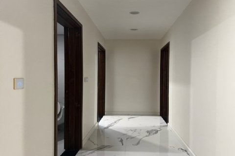 Квартира с 3 спальнями в Тэйхо, Ханой , № 12962 13