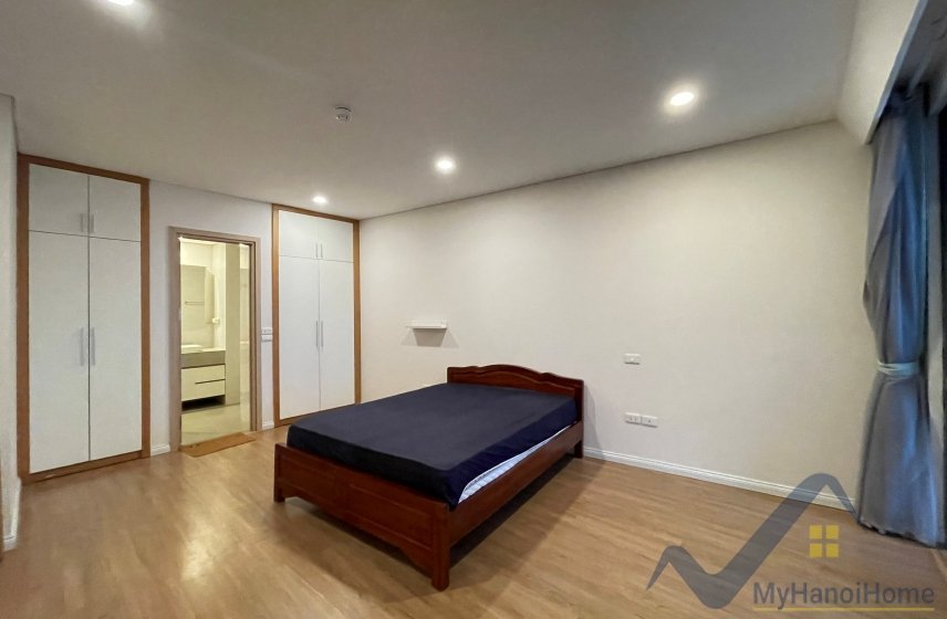 3 bedrooms Apartment in Long Bien, Ha Noi, Vietnam No. 20122