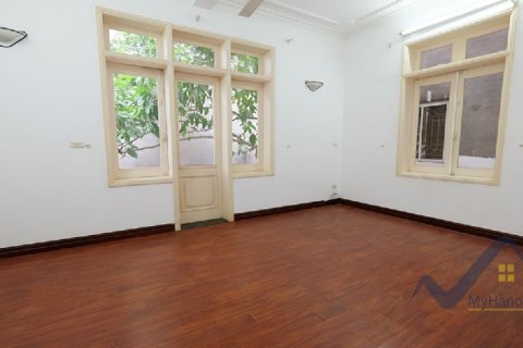5 bedrooms Villa in Tay Ho, Ha Noi, No. 18919 11