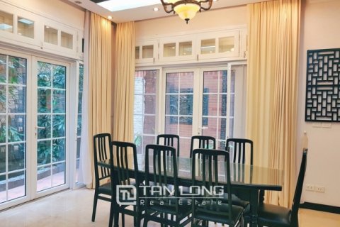 4 bedrooms Villa in Tay Ho, Ha Noi, No. 3527 9