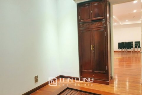 4 bedrooms Apartment in Tay Ho, Ha Noi, No. 3524 7