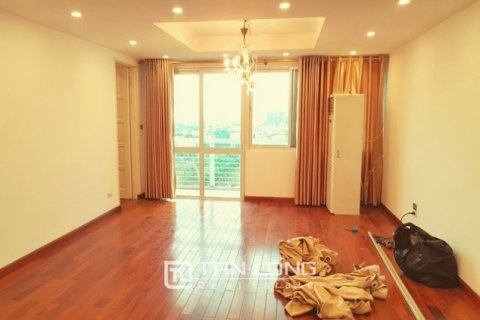 4 bedrooms Apartment in Tay Ho, Ha Noi, No. 3524