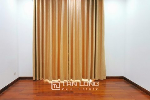 4 bedrooms Apartment in Tay Ho, Ha Noi, No. 3524 9