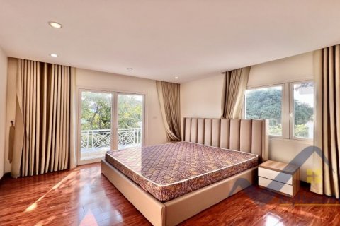 5 bedrooms Villa in Long Bien, Ha Noi, No. 19033 16