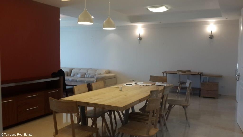 3 bedrooms Apartment in Tay Ho, Ha Noi, Vietnam No. 1880