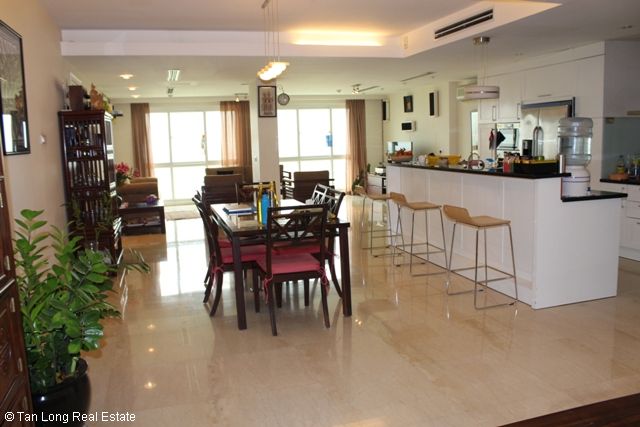 3 bedrooms Apartment in Tay Ho, Ha Noi, Vietnam No. 1882