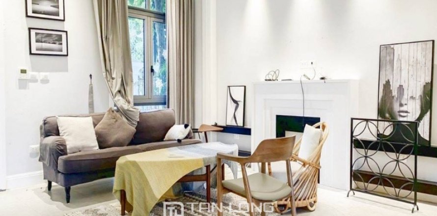 3 bedrooms House in Long Bien, Ha Noi, No. 2306