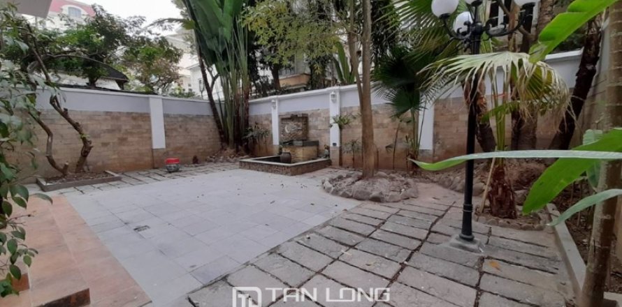 4 bedrooms Villa in Tay Ho, Ha Noi, No. 2304