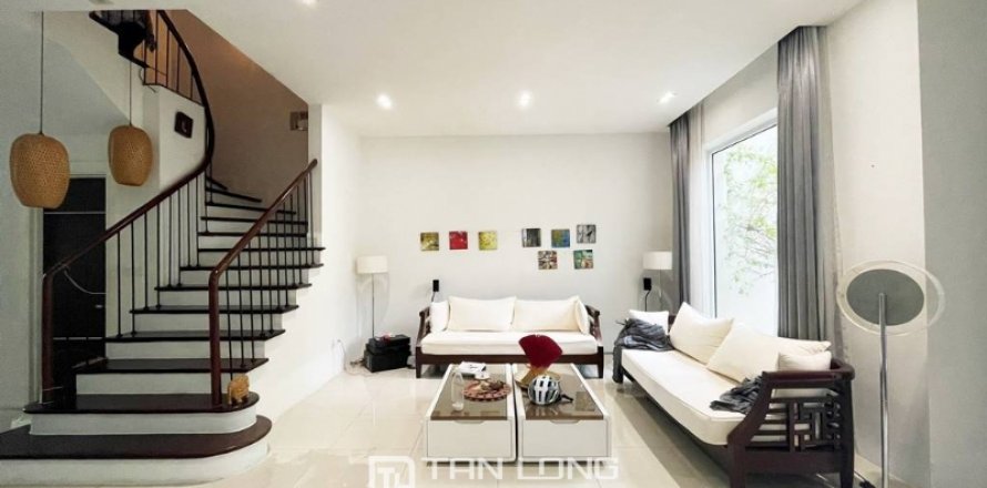 3 bedrooms Villa in Long Bien, Ha Noi, No. 2300
