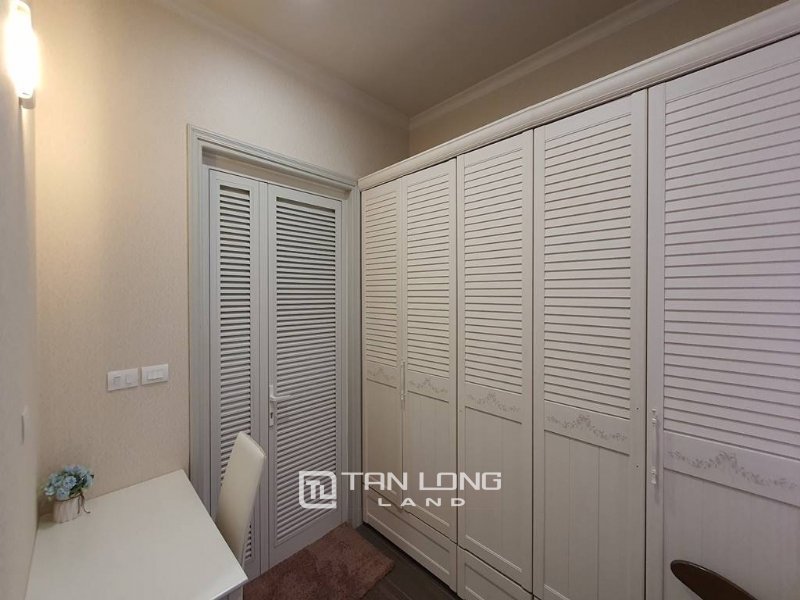 5 bedrooms Villa in Long Bien, Ha Noi, Vietnam No. 2305