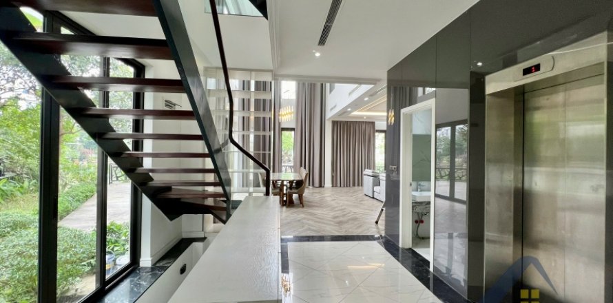 4 bedrooms Villa in Long Bien, Ha Noi, No. 19280