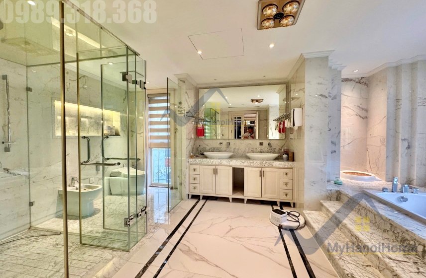 4 bedrooms Villa in Long Bien, Ha Noi, Vietnam No. 20098