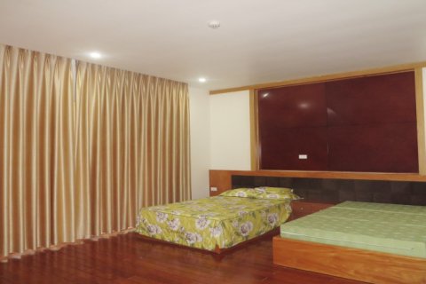2 bedrooms Apartment in Tay Ho, Ha Noi, No. 20101 11