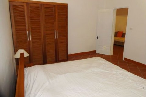 2 bedrooms Apartment in Tay Ho, Ha Noi, No. 5893 9