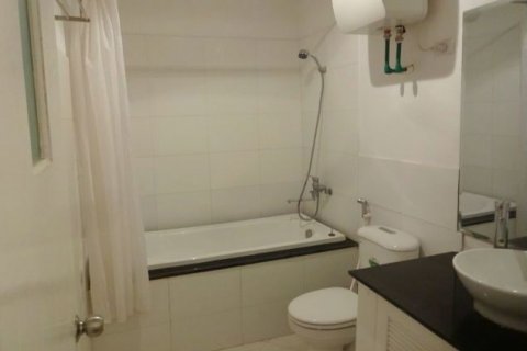2 bedrooms Apartment in Tay Ho, Ha Noi, No. 5893 8