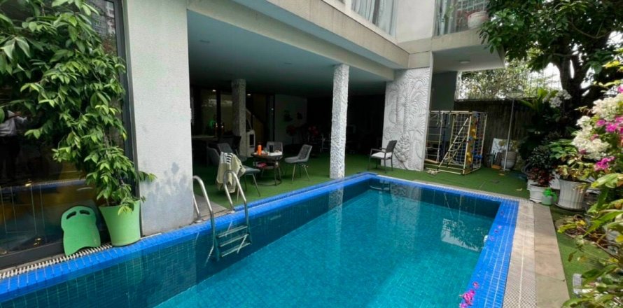 Studio Villa in Nha Be, Ho Chi Minh,  No. 9189