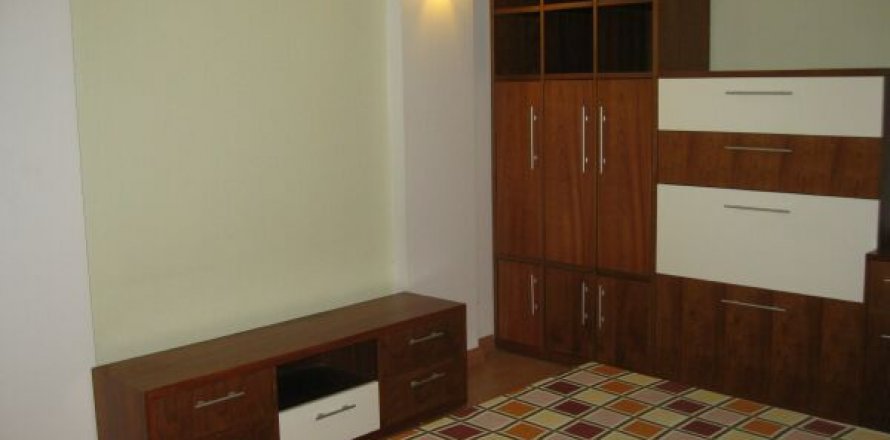 3 bedrooms Apartment in Hai Ba Trung, Ha Noi, No. 8343