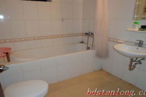 2 bedrooms Apartment in Hai Ba Trung, Ha Noi, No. 8369 5