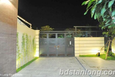 1 bedroom Apartment in Dong Da, Ha Noi, No. 8020 2