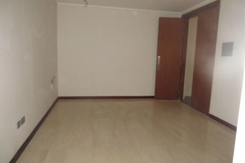 Квартира с 3 спальнями в Тэйхо, Ханой , № 4238