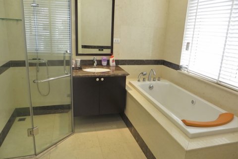 3 bedrooms Villa in Long Bien, Ha Noi, No. 4236 23