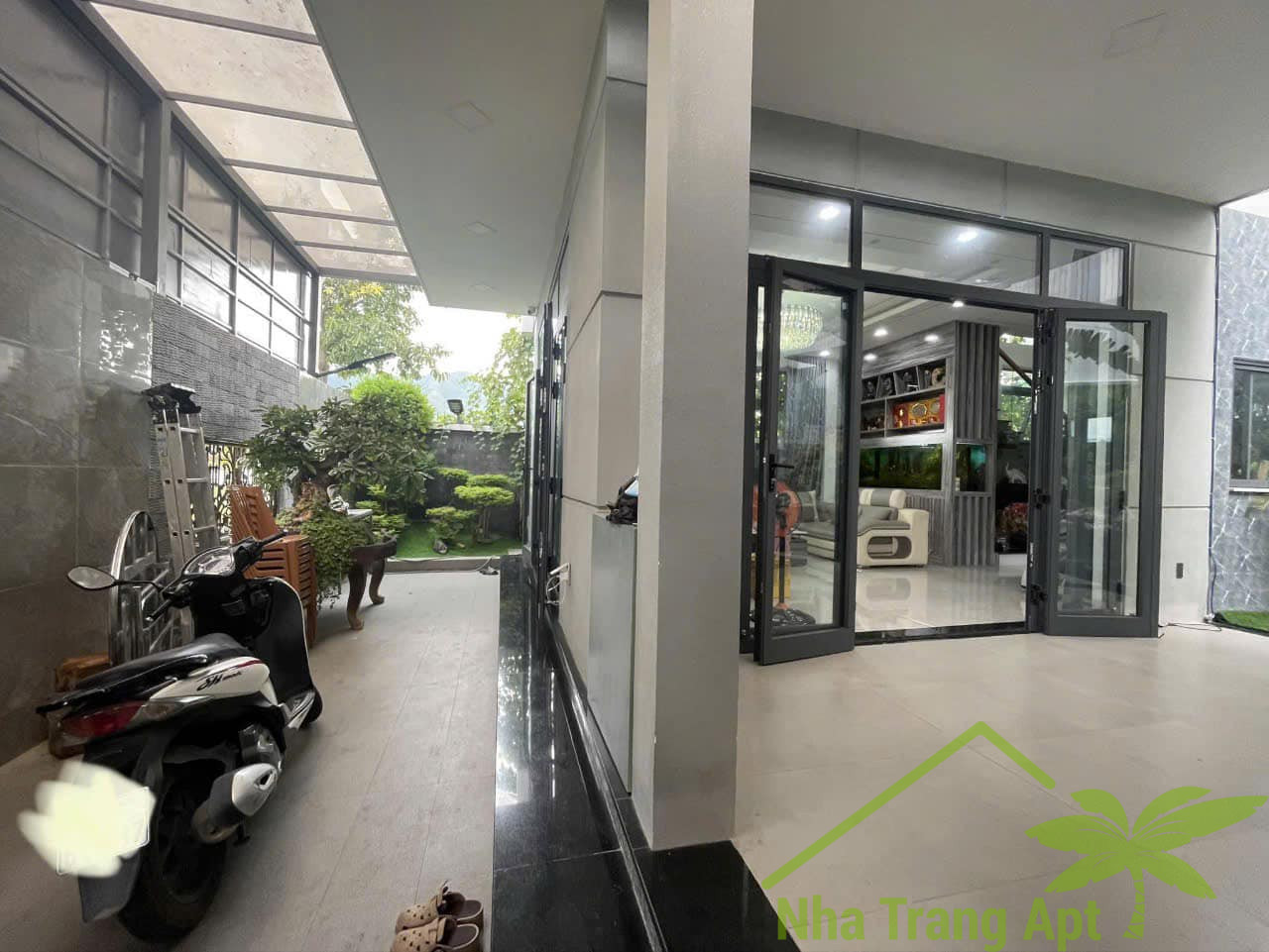 4 bedrooms Villa in Nha Trang, Vietnam No. 27998