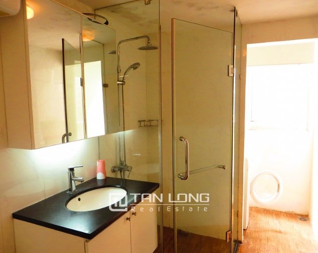 Studio Apartment in Ba Dinh, Ha Noi, Vietnam No. 4528