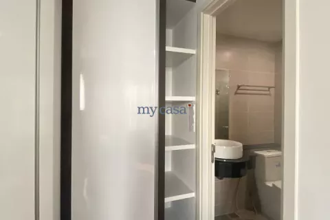 Квартира с 4 спальнями в Тхудык, Хошимин ,  № 12306 6