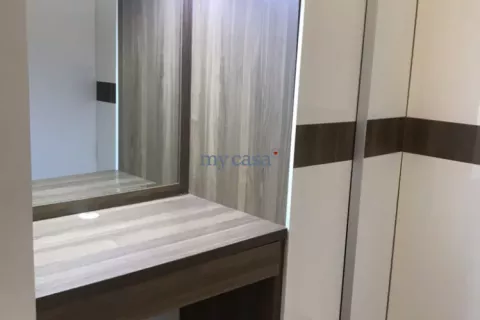 Квартира с 3 спальнями в Тхудык, Хошимин , № 11134 5