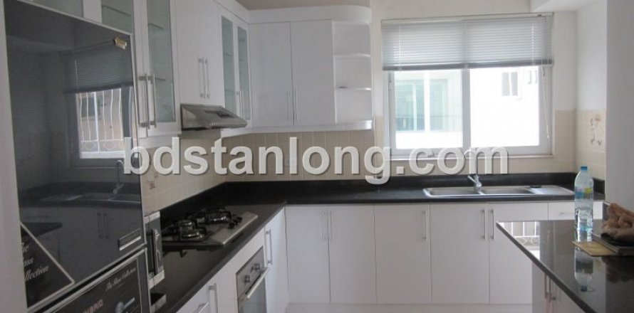 4 bedrooms Apartment in Tay Ho, Ha Noi, No. 7757