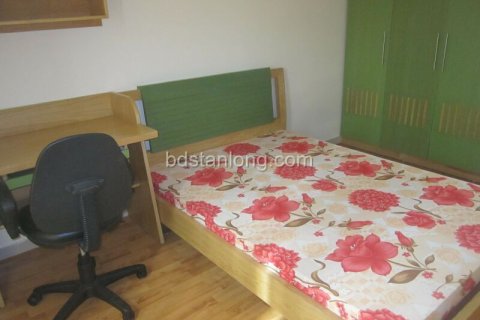 Квартира с 4 спальнями в Тэйхо, Ханой ,  № 7760