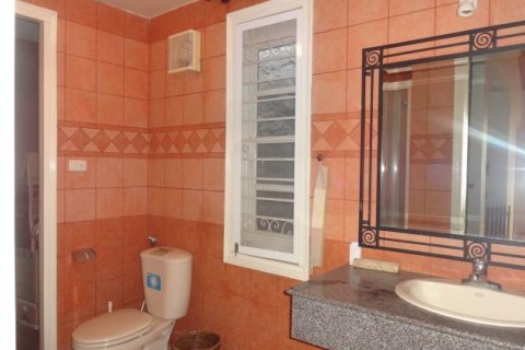 Дом с 4 спальнями в Тэйхо, Ханой , № 6276 19