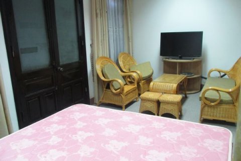2 bedrooms Apartment in Hai Ba Trung, Ha Noi,  No. 6701 7